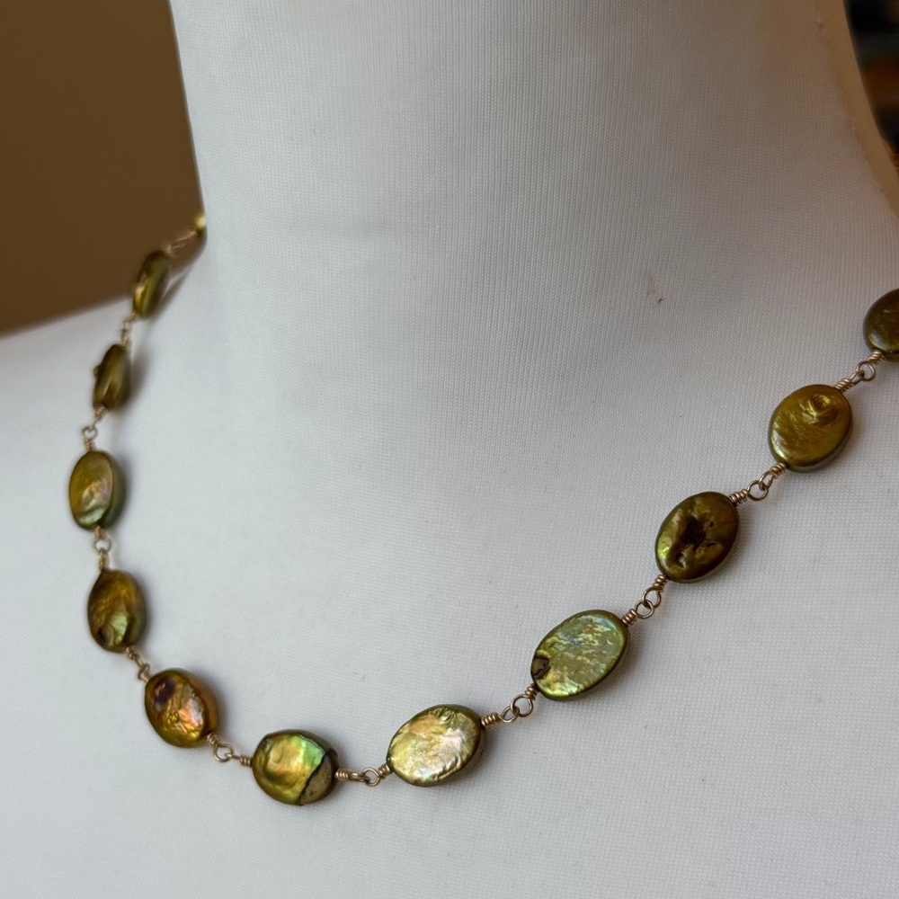 Jan Michaels Iridescent Green Freshwater Pearl Necklace - Picture 2 of 5